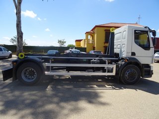 Volvo FL 240.18-CAMIONES GANCHO PORTACONTENEDOR