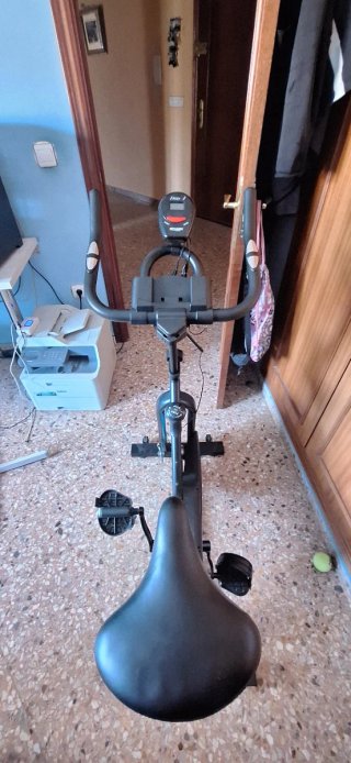 Bicicleta Estática Behumax Fit 1000