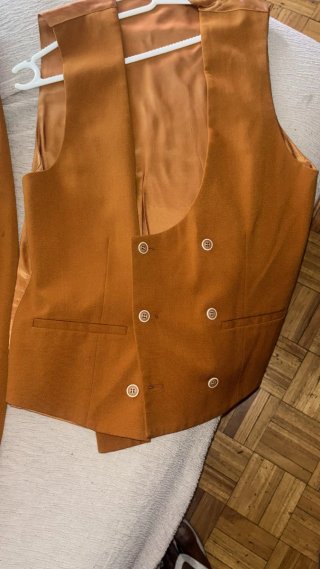 Traje marrón chaqueta chaleco pantalón