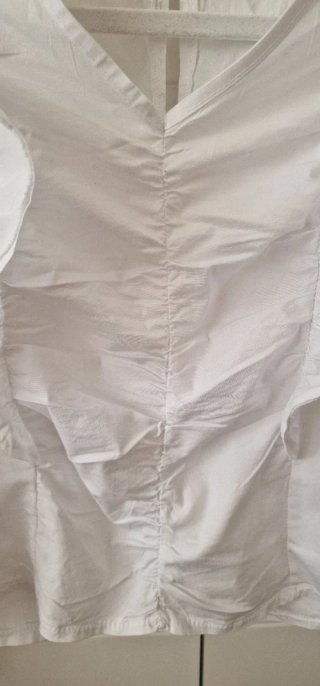 Blusa Renatta&Go blanca volantes