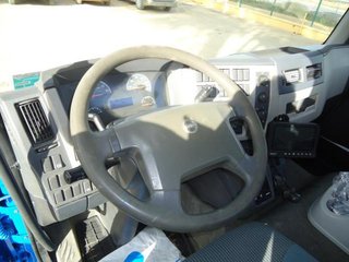 Volvo FL 240-CAMIONES GANCHO PORTACONTENEDOR