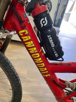 Cannondale Super V Roja