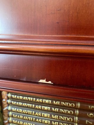 Mueble antiguo de comedor en madera