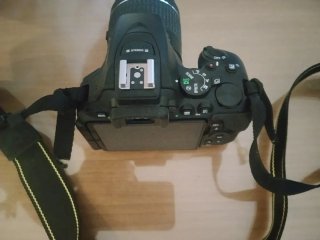 Nikon D5600 Negra + Objetivo 50mm