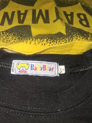 T-shirt Batman con mantella