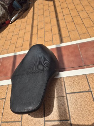 Asiento yamaha Jog Negro