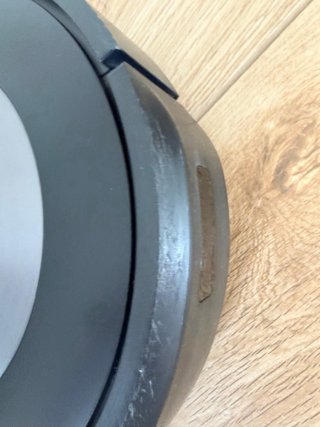 iRobot Roomba j7+ con base autovaciado