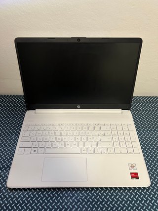 Portátil HP 15,6” AMD 8GB RAM 256GB SSD