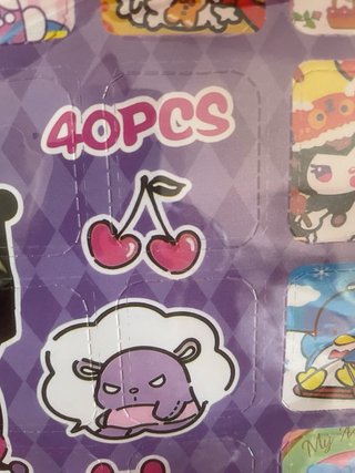 Caja Kuromi 40 piezas muñequitos