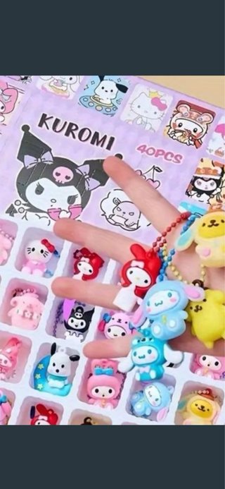 Caja Kuromi 40 piezas muñequitos