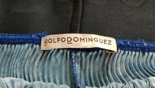 Pantalones plisados Adolfo Domínguez