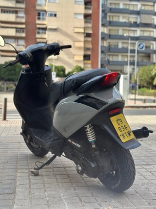 Piaggio Zip SP