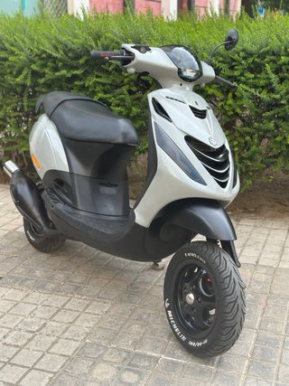 Piaggio Zip SP