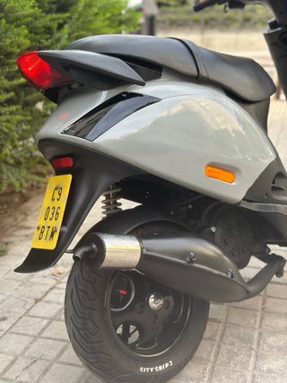 Piaggio Zip SP