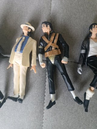 Lote 4 figuras Michael Jackson