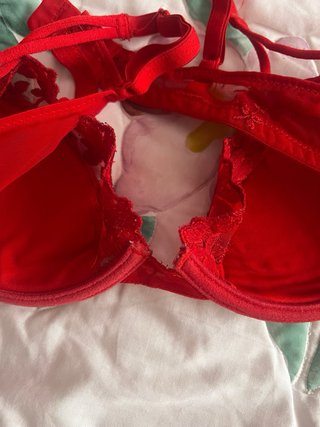 Sujetador rojo con bordado buena calidad talla S