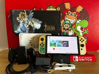 Nintendo Switch OLED Edición Zelda Dorada 10/10