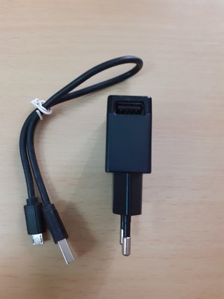 Cargador Sony Original + Cable Micro USB