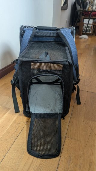 Transportín mochila extensible mascotas ventana