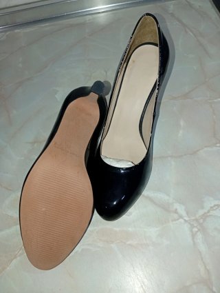 Zapatos de salón charol negros - Nuevos