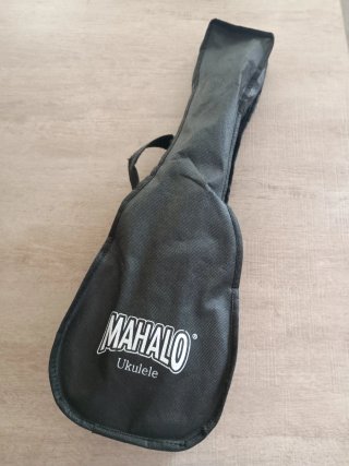 Ukelele color madera Mahalo