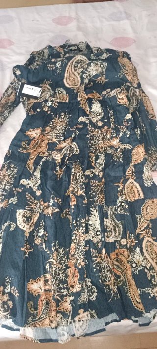 Conjunto estampado top y falda