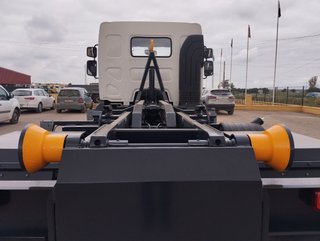 Volvo FE 320-CAMIONES GANCHOS PORTACONTENEDOR