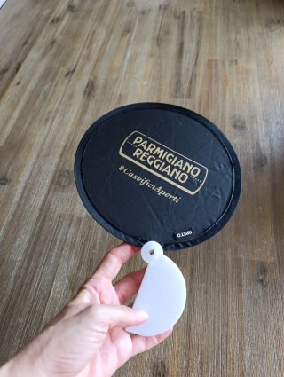 Set calamita + ventaglio Parmigiano Reggiano