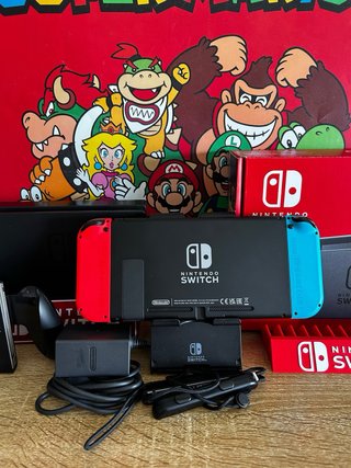 Nintendo Switch Rojo y Azul 10/10 perfecto estado
