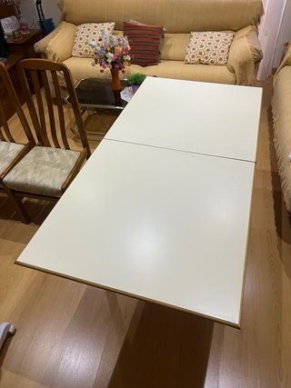 Mesa comedor cuadrada madera extensible