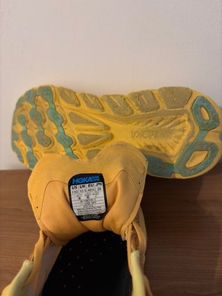 Zapatillas Hoka Naranja y Amarillo