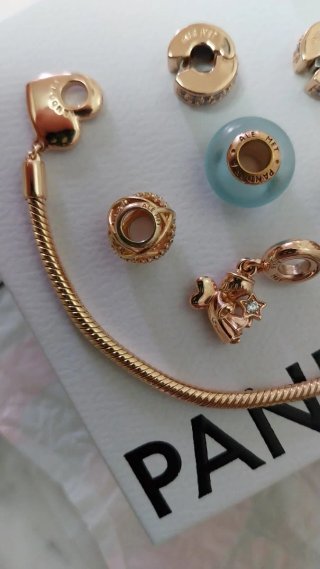Pulsera Pandora Oro Rosa con Charms