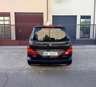 SsangYong Rodius 2013