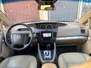 SsangYong Rodius 2013