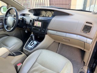 SsangYong Rodius 2013