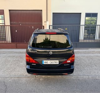 SsangYong Rodius 2013