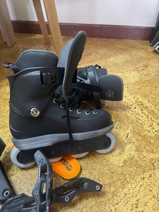 Patines en línea negros