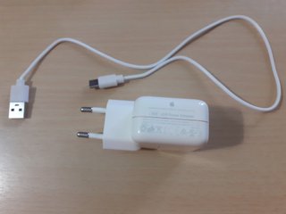 Cargador Apple 10W + Cable USB a USB-C