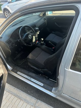 Volkswagen Golf 2002