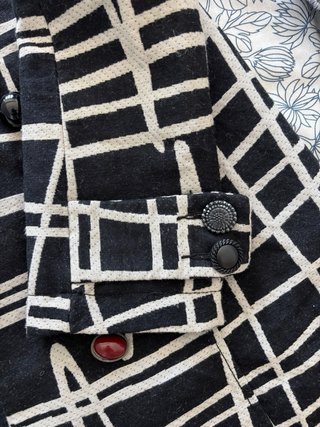Abrigo Desigual Negro Rayas Blancas Talla M