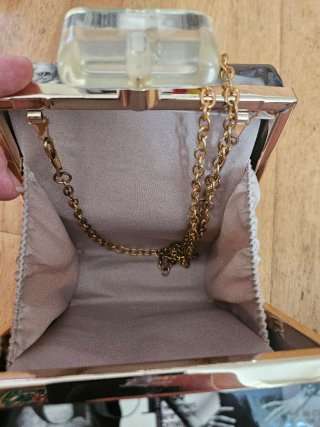 Bolso clutch revista