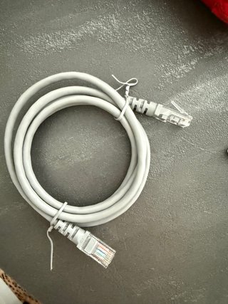 Cable de red WIFI gris