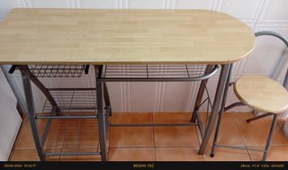 Mesa alta cocina y taburete madera y metal