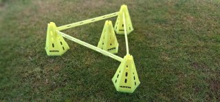 Conos y picas entrenamiento Kipsta