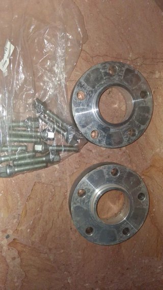 Separadores Rueda 3cm BMW E60 + Tornillería