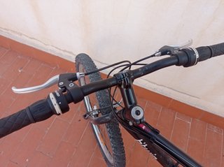 Bicicleta de montaña usada