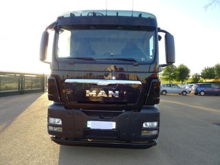 MAN TGS 26 440-CAMIONES GANCHO + GRUA
