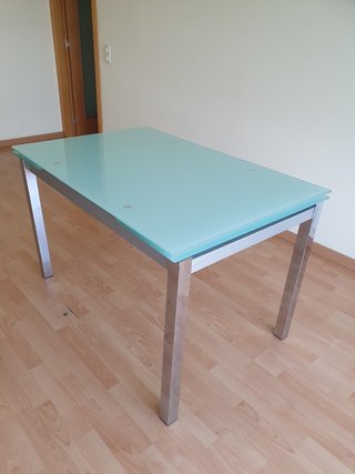 Mesa extensible cristal y metal