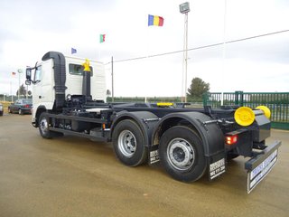 Volvo FH 13 440-CAMIONES GANCHO