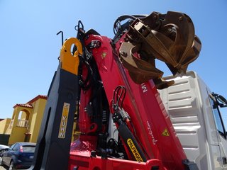 Volvo FM 450-CAMIONES GANCHO + GRUA